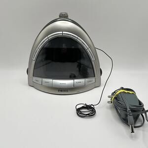 Homedics SS-5010 Soundspa AM/FM Clock Radio PROJECTOR